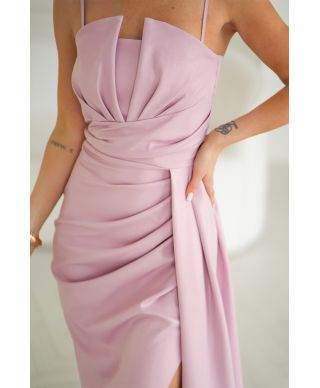 Abito elegante da cerimonia rosa con scollatura geometrica e spacco – Oriana