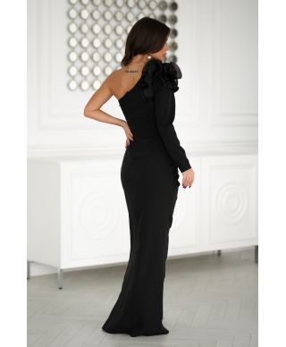 Abito da sera nero con dettaglio floreale – Stile raffinato e femminilità senza tempo