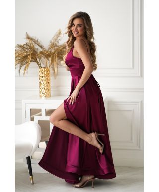 Vestito Lungo da Sera Bordeaux in Satin Lucente – Sensualità e Classe - Ravenna