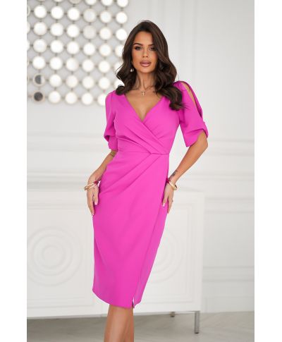 Abito midi fucsia - Scollo a V – Maniche con spacco - Eleganza e femminilità in un unico capo