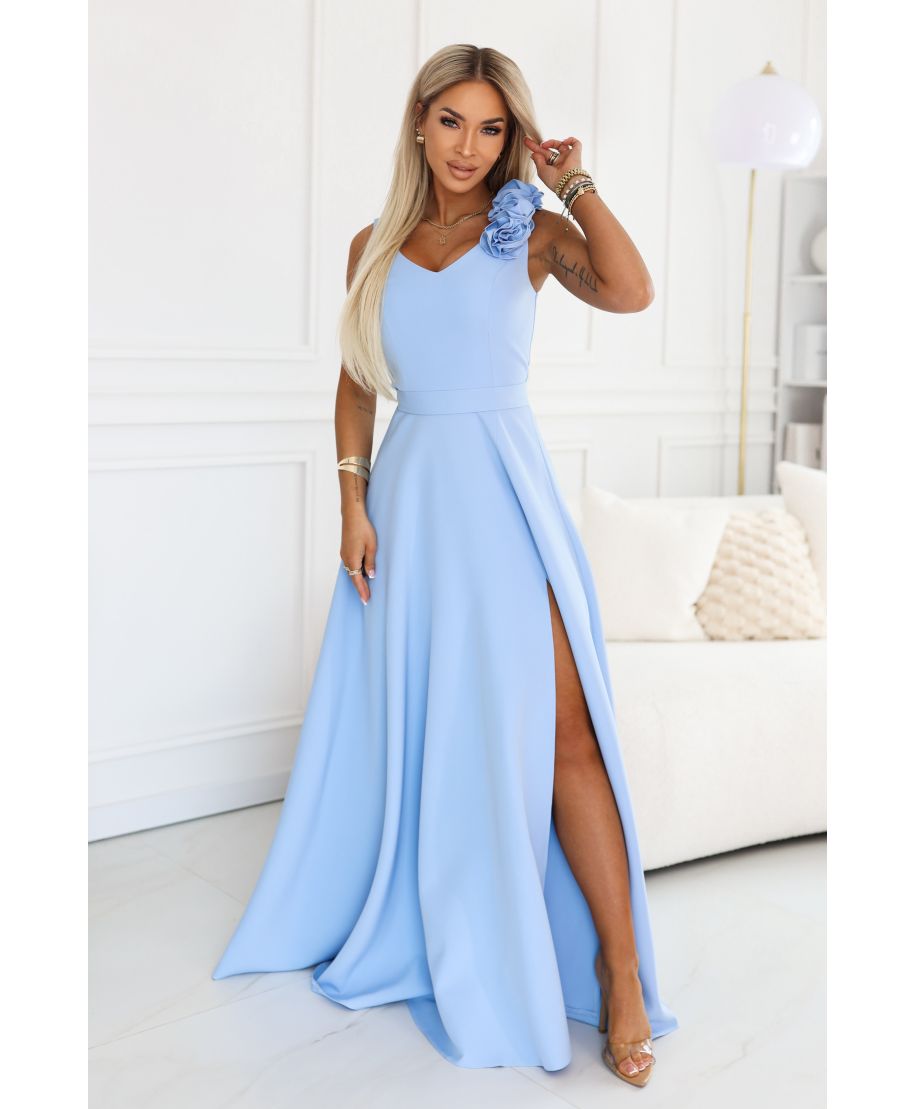 Abito lungo elegante azzurro polvere con fiore decorativo e scollo a V – Nayla - gogolfun.it