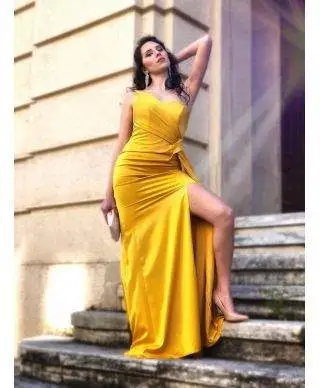 Vestito lungo con spacco - Monospalla - Giallo