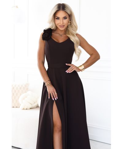 Abito lungo da sera elegante con spacco e rosa – marrone cioccolato – NAYLA - GOGOLFUN.IT