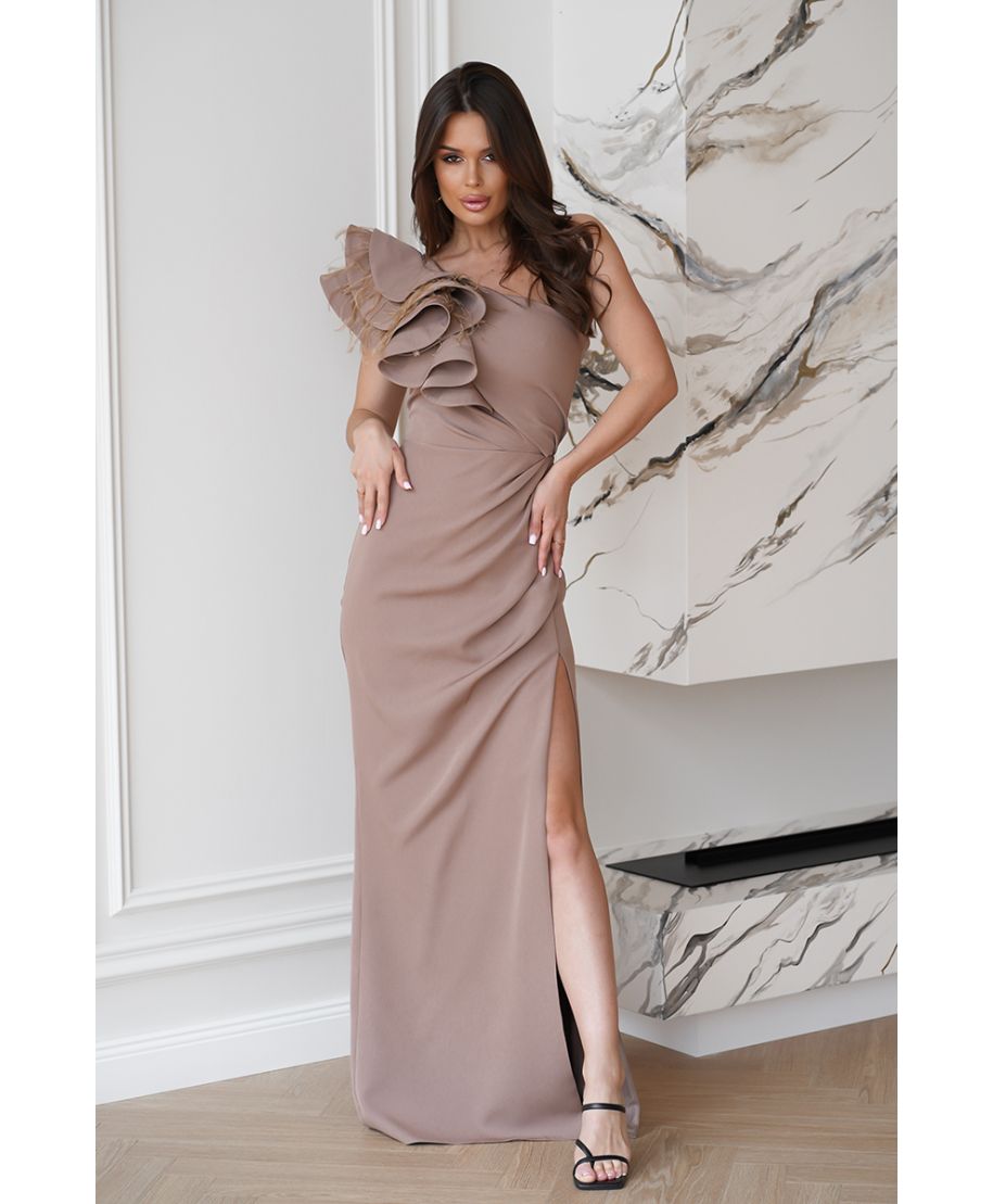 Abito elegante, lungo – Mono spalla - Colore cammello - Fiora