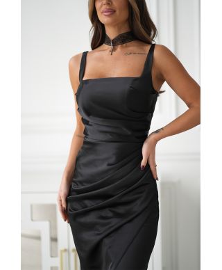 Abito Satinato maxi nero con spacco e allacciatura gorset – Eleganza Moderna
