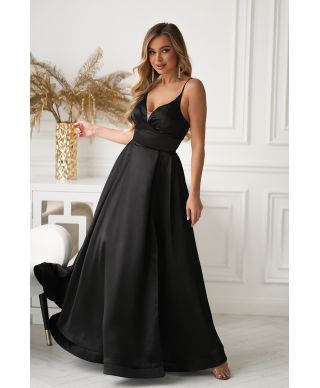 Vestito Lungo Satinato Nero con Spacco e Schiena Regolabile – Ravenna