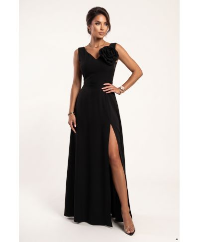 Abito lungo elegante nero con fiore decorativo e scollo a V – Nayla - gogolfun.it