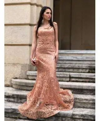 Vestito a sirena, rosa cipria - In pizzo