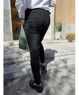 Pantaloni uomo slim, con pinces, - Nero