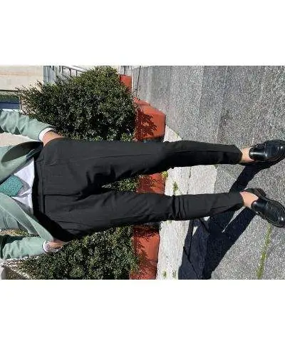 Pantaloni uomo slim, con pinces, - Nero