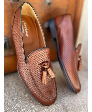Mocassini uomo - Marrone - Vera pelle intrecciata - Con nappine