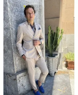 Abito uomo, doppiopetto - Beige