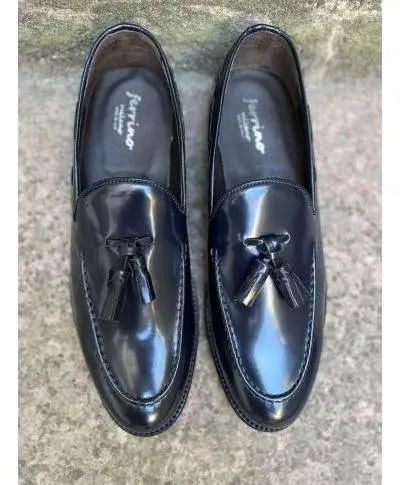 Mocassini uomo, con nappine - blu, vera pelle lucida - Gogolfun.it