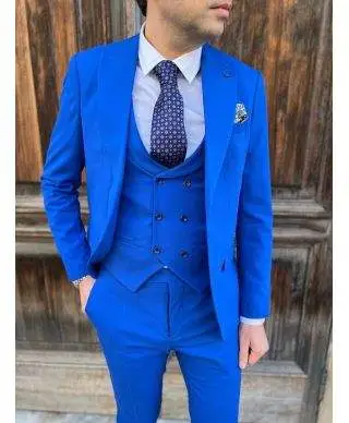 Abito uomo elegante, blu elettrico
