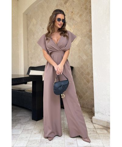 KOMBINEZON Z ZAKRYTYMI RAMIONAMI