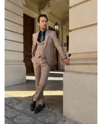 Abito uomo beige, con gilet - Coloniale