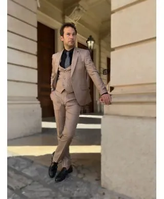 Abito uomo beige, con gilet - Coloniale
