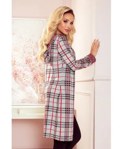  218-5 Ciepła narzutka z kapturem i kieszonkami - CZERWONA KRATKA 