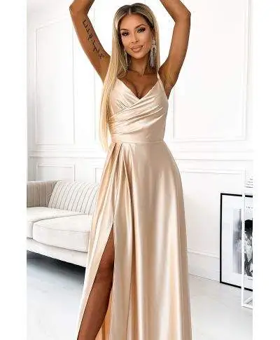 299-8 CHIARA elegancka maxi długa satynowa suknia na ramiączkach - ZŁOTA 