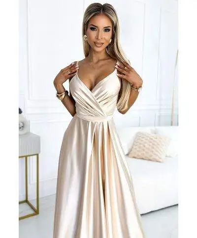  512-3 JULIET elegancka długa satynowa suknia z dekoltem i rozcięciem na nogę - BEŻOWA 