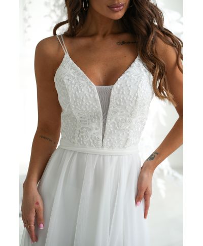Abito Lungo Bianco - Gonna in Tulle - Spalline Sottili – Corpetto Ricamato e Schiena Scoperta - Nefeli - gogolfun.it