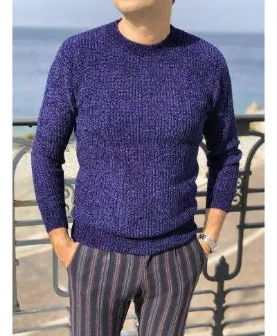 Maglione blu, Girocollo