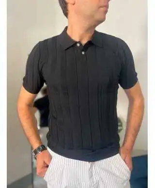 Polo uomo, nera con riga tinta su tinta