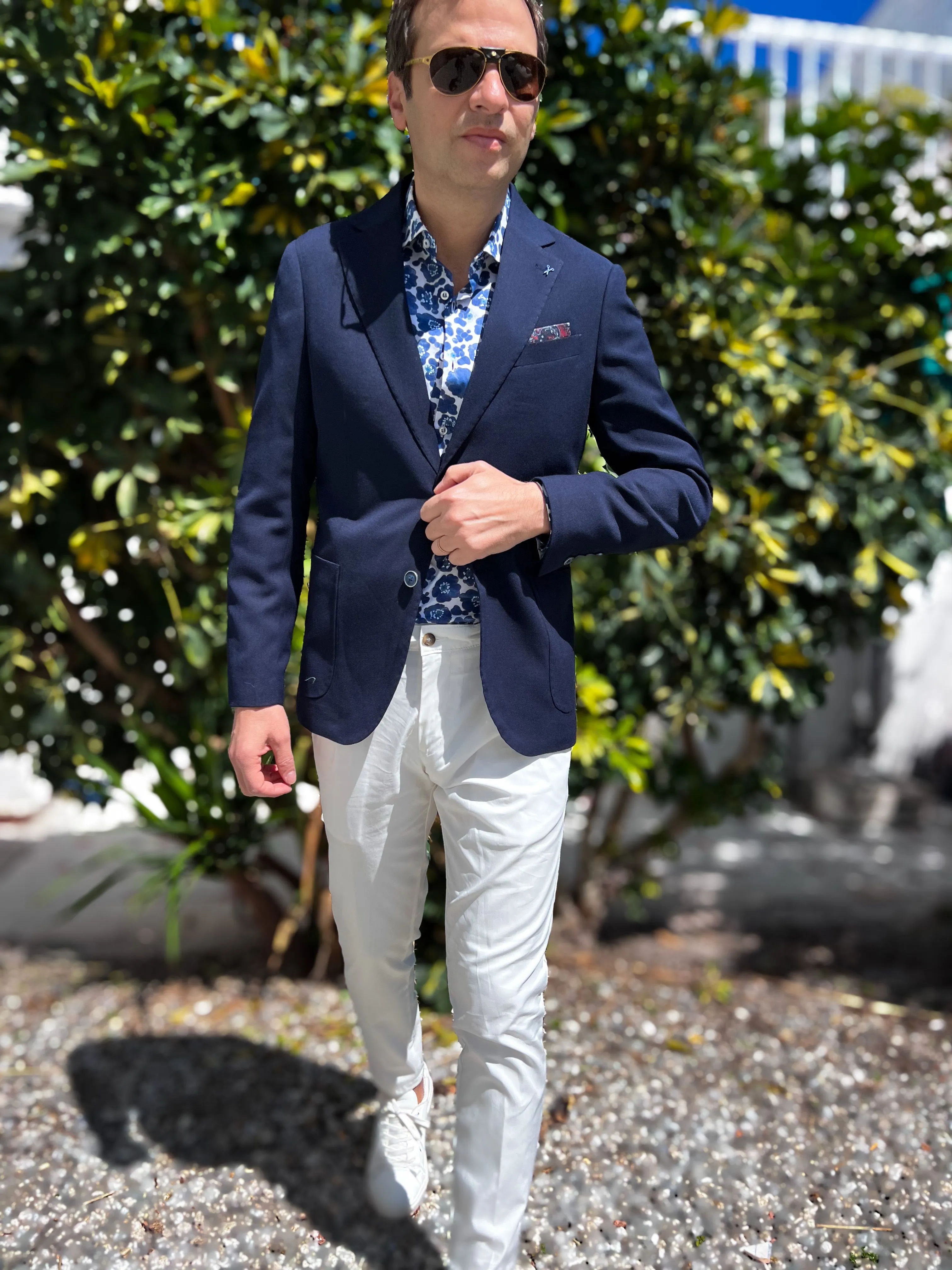 Outfit con giacca blu - Gogolfun.it